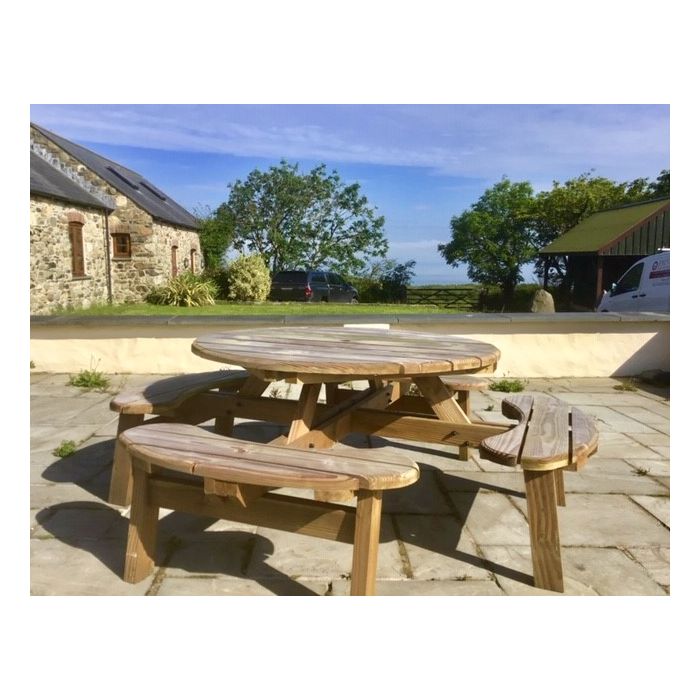 Douglas Fir 8 Seater Circular Picnic Bench - 2